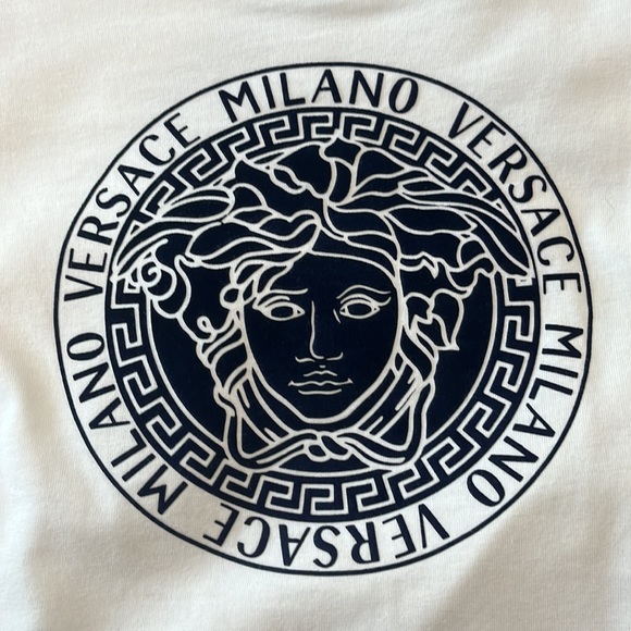 Authentic Versace kids teeshirt - Picture 2 of 6